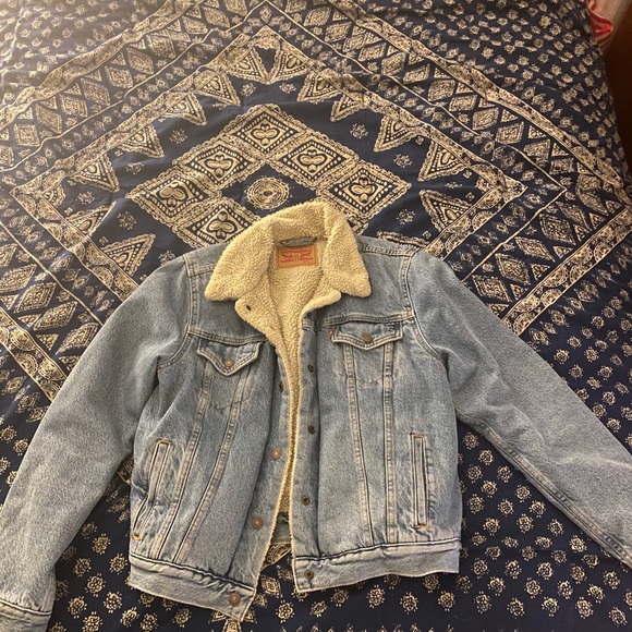 Levi’s Original Sherpa Trucker Jacket - Picture 1 of 1